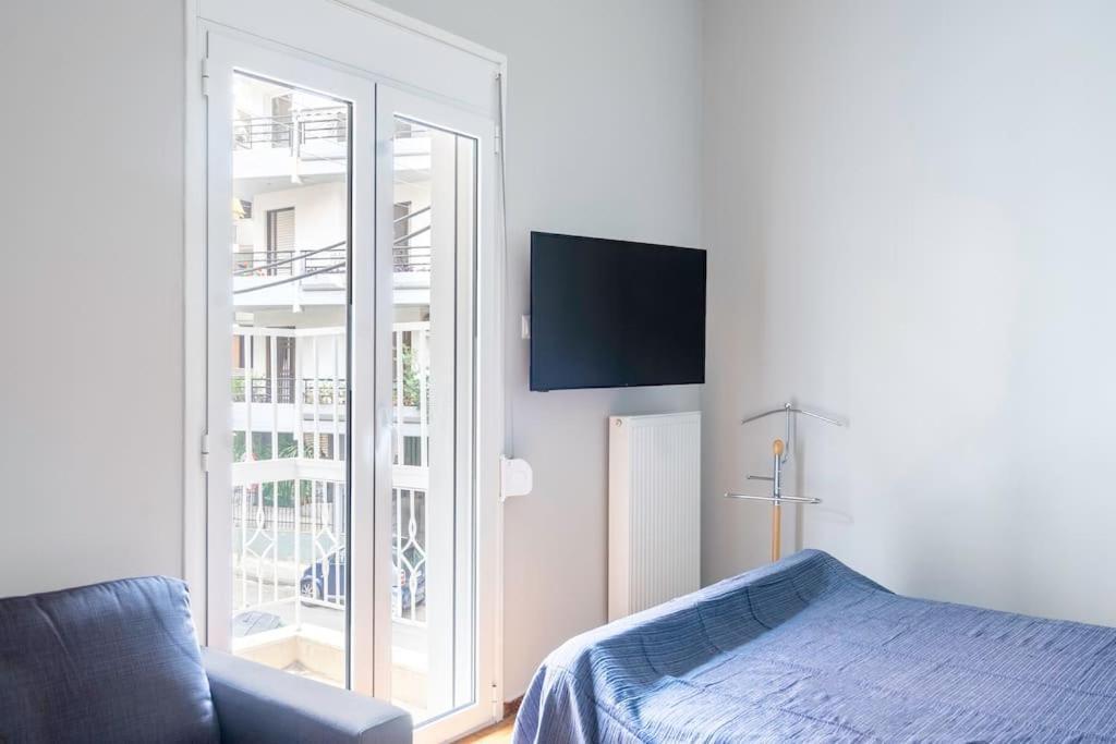 Apartment Spacious Close To Metro