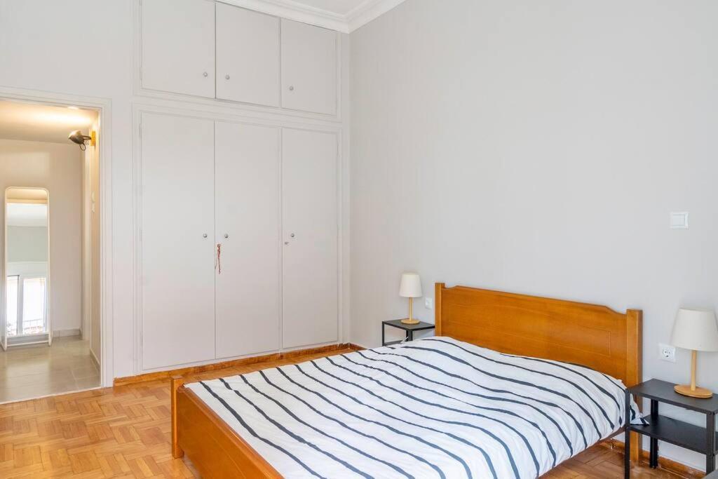 Spacious Close To Metro Apartment *